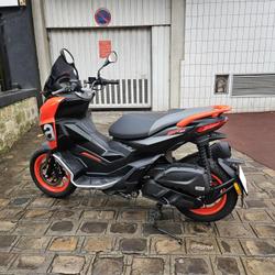 Aprilia SR  Issy-les-Moulineaux