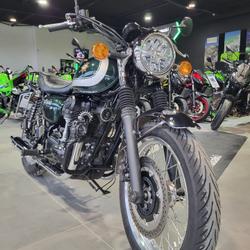 Kawasaki W 800  N&icirc;mes