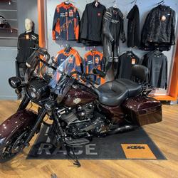 Harley Davidson Road King  Joinville-le-Pont
