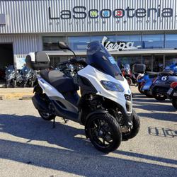 Piaggio MP3  Saint-Martin-d'H&egrave;res