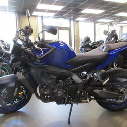Yamaha MT09  Villeneuve-d'Entraunes