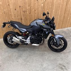 BMW F 900 RS  Valence