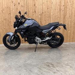 BMW F 900 RS  Valence