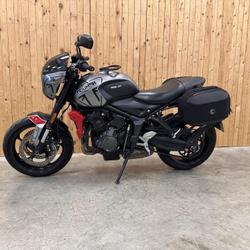 Triumph Trident  Valence