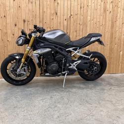 Triumph Speed Triple  Valence