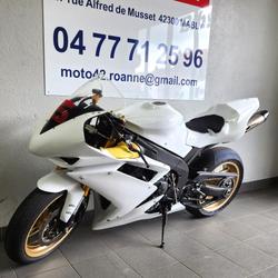 Yamaha YZF R1  Mably