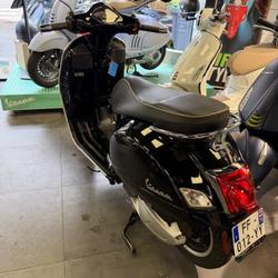 Vespa GTS  Paris 15e Arrondissement