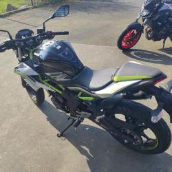 Kawasaki Z  Tr&eacute;gueux