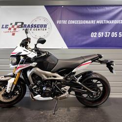 Yamaha MT09  La Roche-sur-Yon