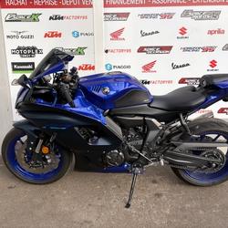 Yamaha YZF R7  Saint-Ouen-l'Aum&ocirc;ne