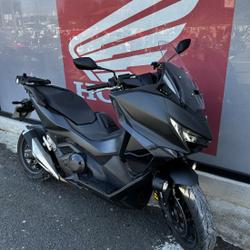 Honda Forza  N&icirc;mes