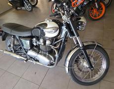 Triumph Bonneville Pressigny-les-Pins