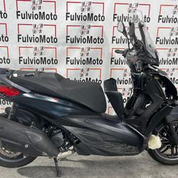 Piaggio Beverly  Arles