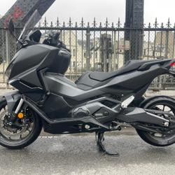 Honda Forza  Paris 10e Arrondissement