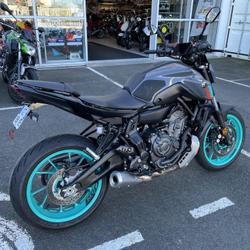 Yamaha MT07  Montlu&ccedil;on