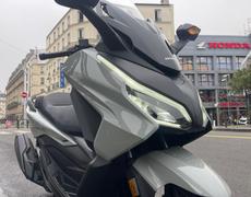 Honda Forza Paris 10e Arrondissement