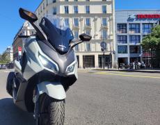 Honda Forza Paris 10e Arrondissement