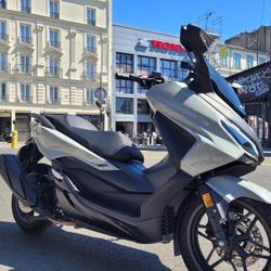 Honda Forza  Paris 10e Arrondissement
