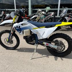 Husqvarna FE  Chen&ocirc;ve