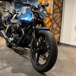 Guzzi V7  Le Chesnay-Rocquencourt