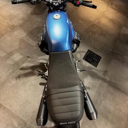 Guzzi V7  Le Chesnay-Rocquencourt