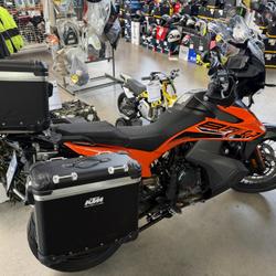 KTM Adventure  Saint-Germain-Laprade