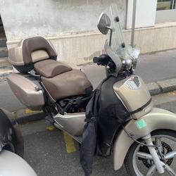 Aprilia Scarabeo  Tours