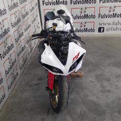 Yamaha YZF R1  Arles