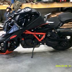 KTM Super Duke  Arles