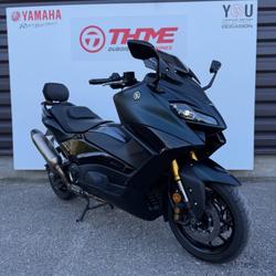 Yamaha T MAX  N&icirc;mes