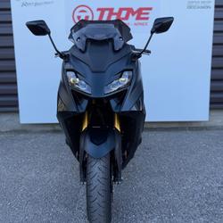 Yamaha T MAX  N&icirc;mes