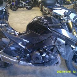 Suzuki GSXS  Arles