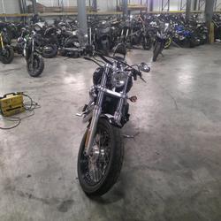 Harley Davidson Dyna street  Arles