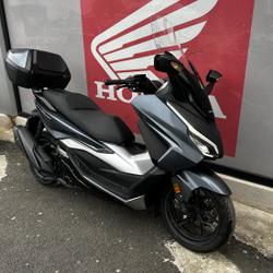 Honda Forza  N&icirc;mes