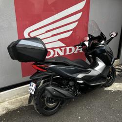 Honda Forza  N&icirc;mes