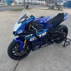 Yamaha YZF R1  Pontarlier