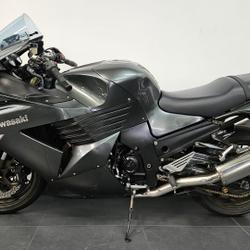 Kawasaki ZZR 1400  Saint-Thibault-des-Vignes