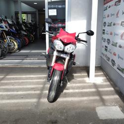 Triumph 1050 Speed Triple  Saint-Ouen-l'Aum&ocirc;ne