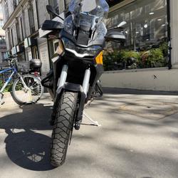 Guzzi Stelvio  Paris 11e Arrondissement