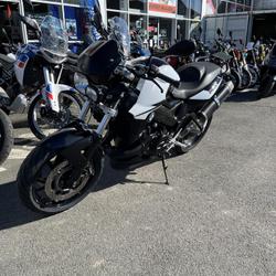 BMW F 800 R  Montlu&ccedil;on