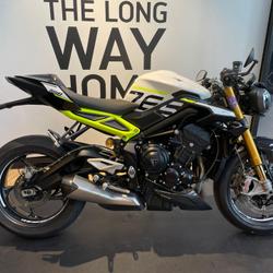 Triumph Street  Louveciennes