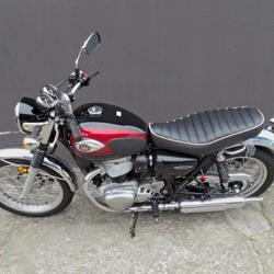 Kawasaki W 800  Villeneuve-Saint-Georges