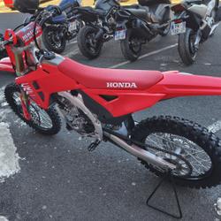 Honda CRF  N&icirc;mes
