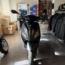 Autres Piaggio  Levallois-Perret
