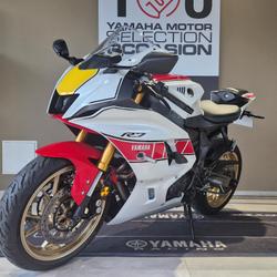 Yamaha YZF R7  D&eacute;ville-l&egrave;s-Rouen
