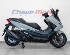 Honda Forza Valence