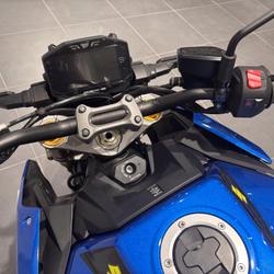Suzuki GSXS  Ploeren