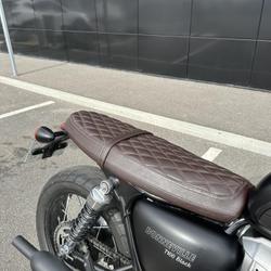 Triumph Bonneville  Rochefort-du-Gard