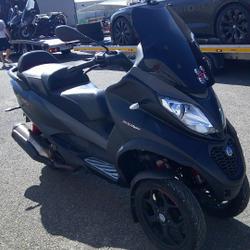 Piaggio MP3  Arles
