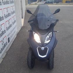 Piaggio MP3  Arles